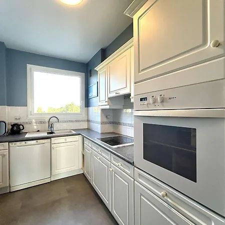 T3 Face à Avec Terrasse Et Parking Privé, 4 Couchages - Fr-1-245-97 *