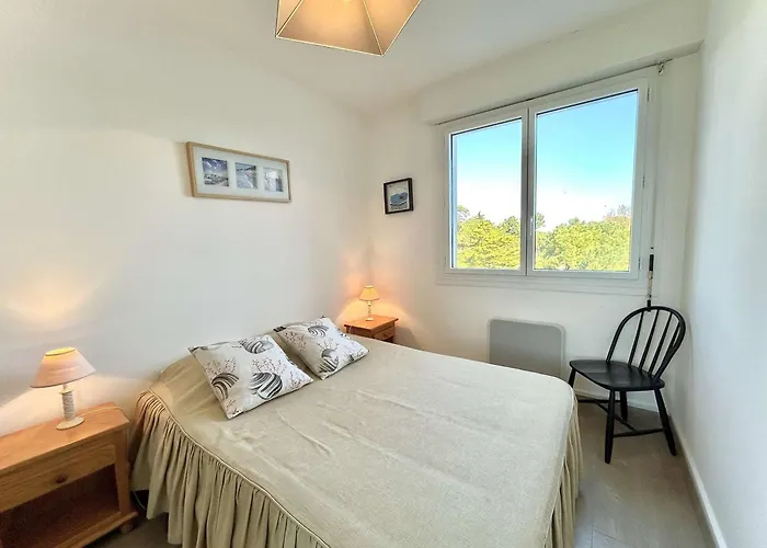 T3 Face A Avec Terrasse Et Parking Prive, 4 Couchages - Fr-1-245-97 * La Baule