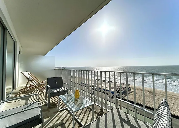 T3 Face A Avec Terrasse Et Parking Prive, 4 Couchages - Fr-1-245-97